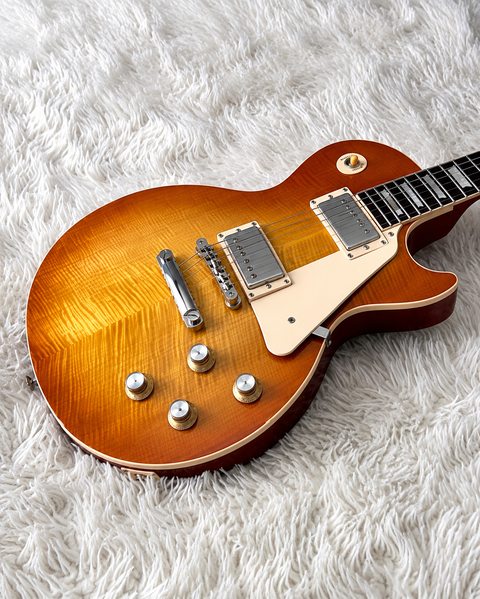 Les Paul Standard '60s guitar